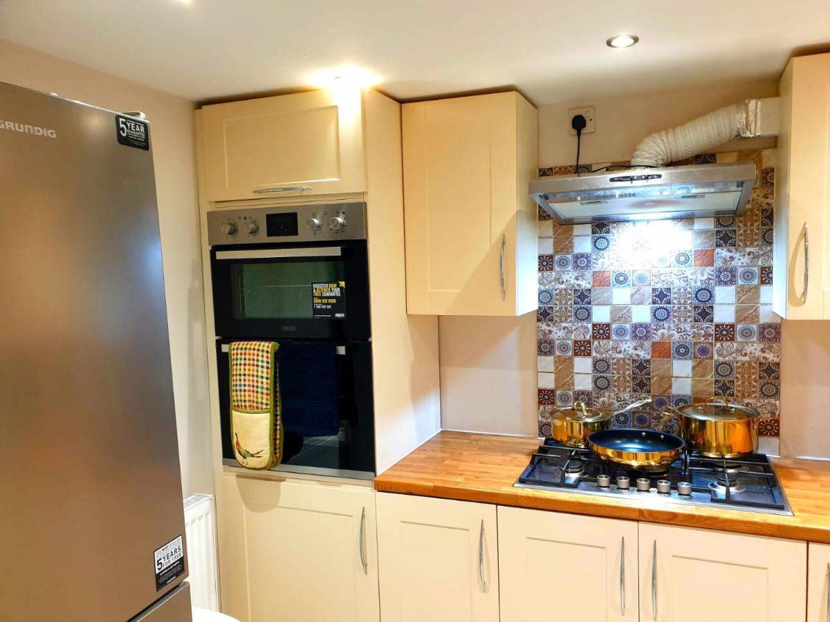 Elegant 2 Bed Apartment In Манчестер Екстер'єр фото